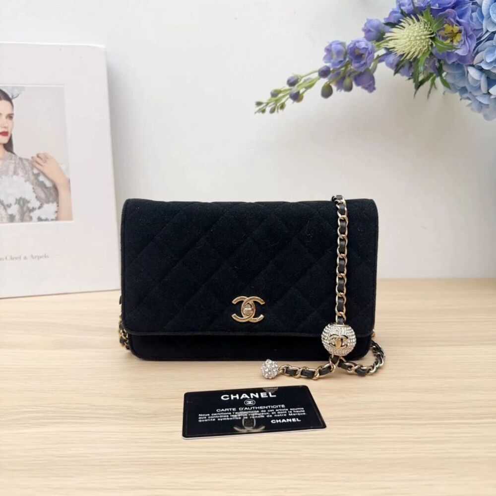 Chanel Women Pre-Loved Bag Very Good Condition